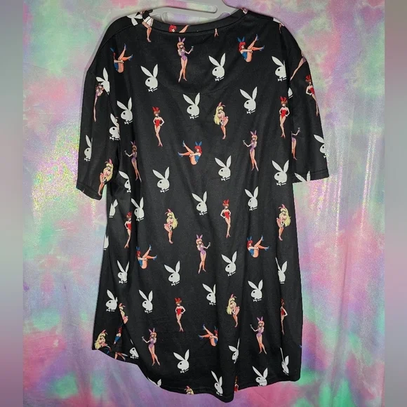 Playboy Black Anime Pinups Bunny Logo Graphic T-Shirt Size XL - Picture 8 of 9